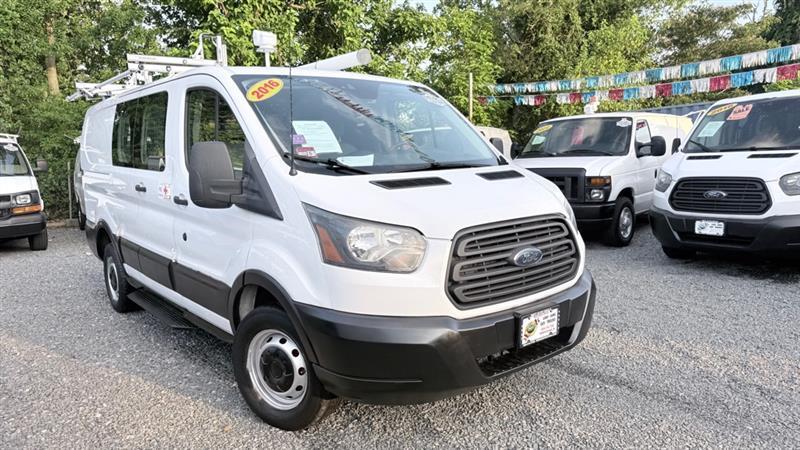 Ford Transit 250 Van Low Roof 60/40 Pass.130-in. WB 2016