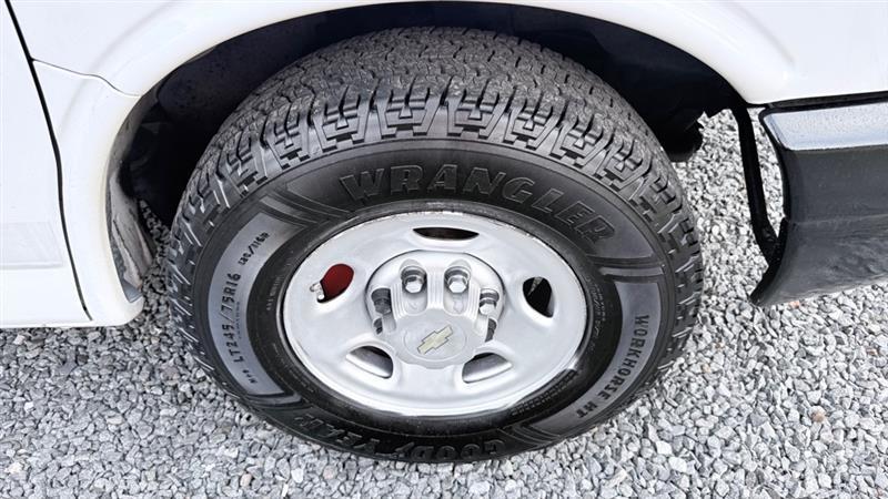 Chevrolet Express 2500 Cargo 2013