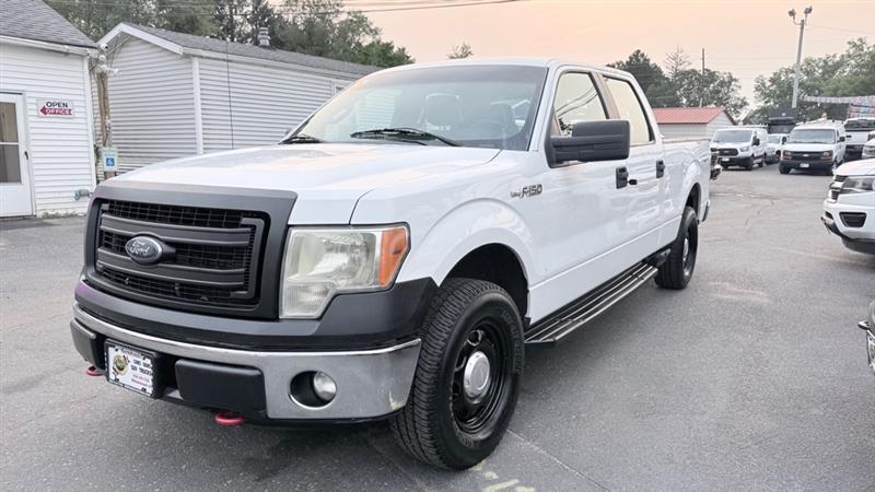 Ford F-150 XL SuperCrew 5.5-ft. Bed 4WD 2013