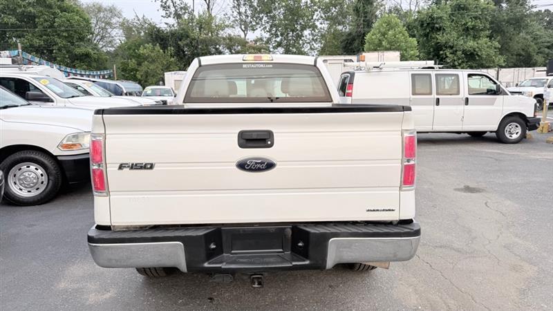 Ford F-150 XL SuperCrew 5.5-ft. Bed 4WD 2013