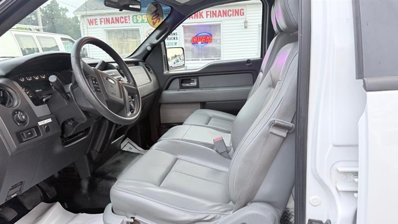 Ford F-150 XL SuperCrew 5.5-ft. Bed 4WD 2013