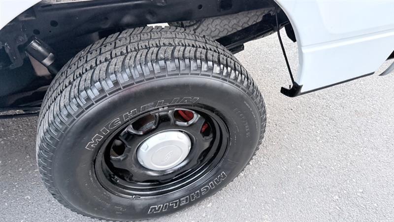 Ford F-150 XL SuperCrew 5.5-ft. Bed 4WD 2013