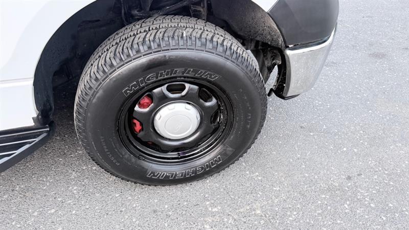 Ford F-150 XL SuperCrew 5.5-ft. Bed 4WD 2013
