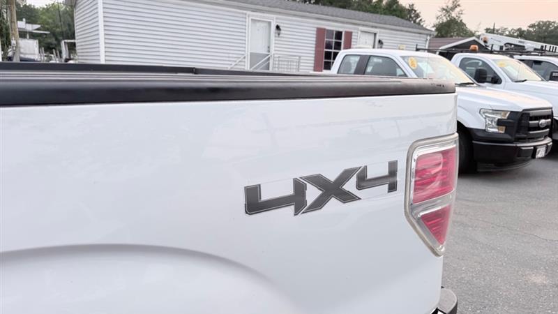 Ford F-150 XL SuperCrew 5.5-ft. Bed 4WD 2013