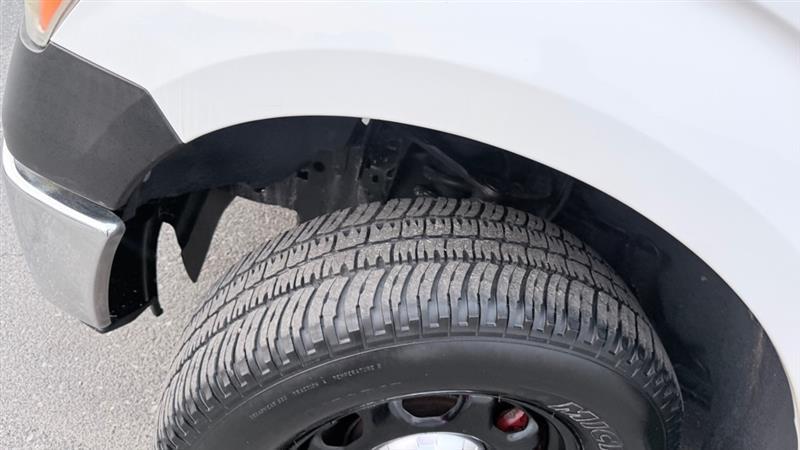 Ford F-150 XL SuperCrew 5.5-ft. Bed 4WD 2013