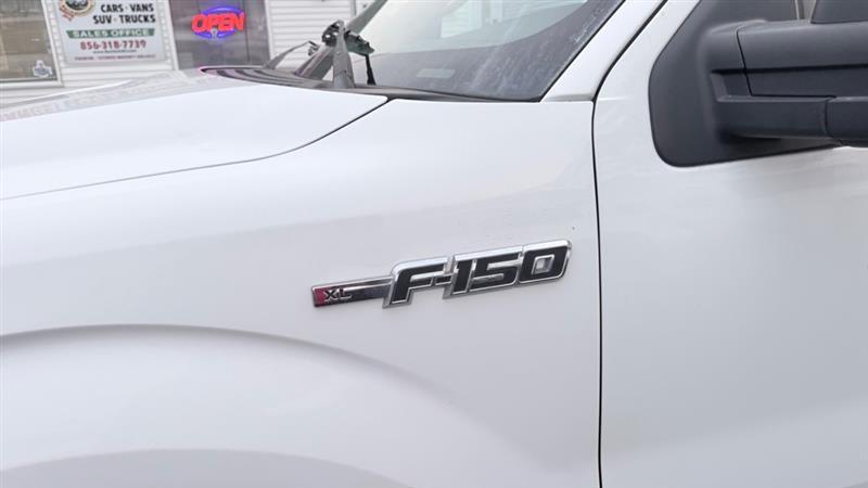 Ford F-150 XL SuperCrew 5.5-ft. Bed 4WD 2013
