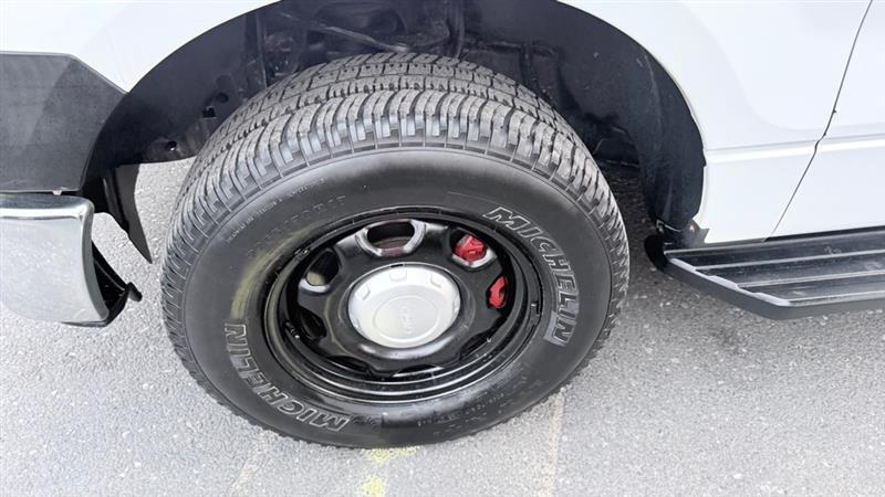 Ford F-150 XL SuperCrew 5.5-ft. Bed 4WD 2013