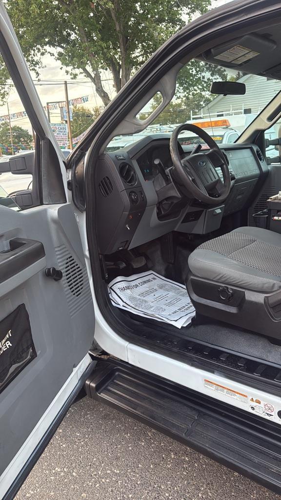 Ford F-450 SD Regular Cab DRW 2WD 2013