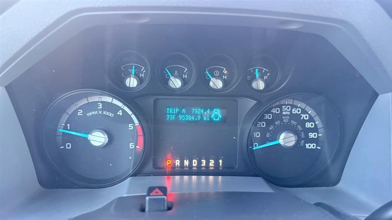 Ford F-450 SD Regular Cab DRW 2WD 2013