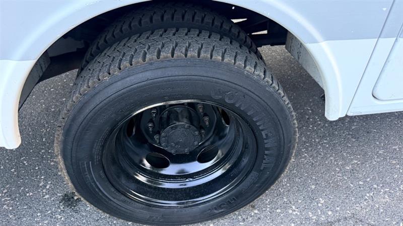 Ford F-450 SD Regular Cab DRW 2WD 2013