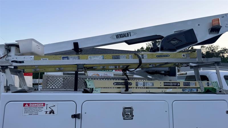 Ford F-450 SD Regular Cab DRW 2WD 2013