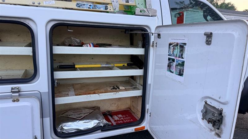 Ford F-450 SD Regular Cab DRW 2WD 2013