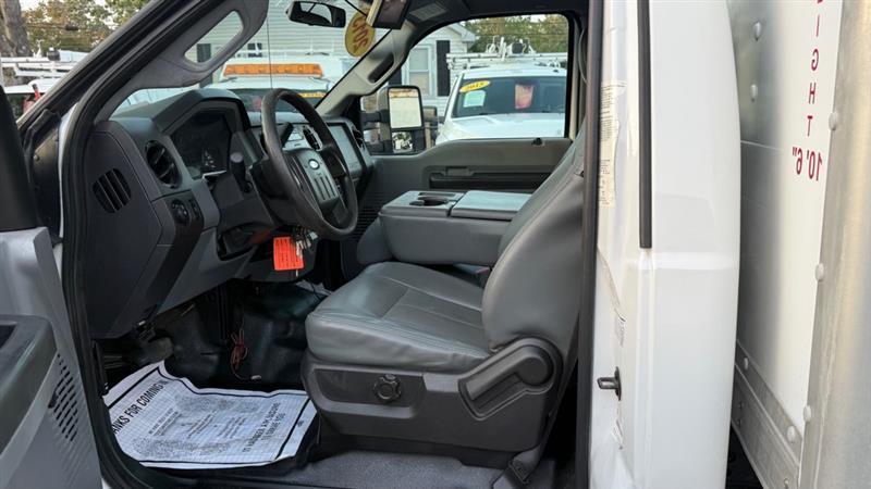 Ford F-450 SD Regular Cab DRW 2WD 2013