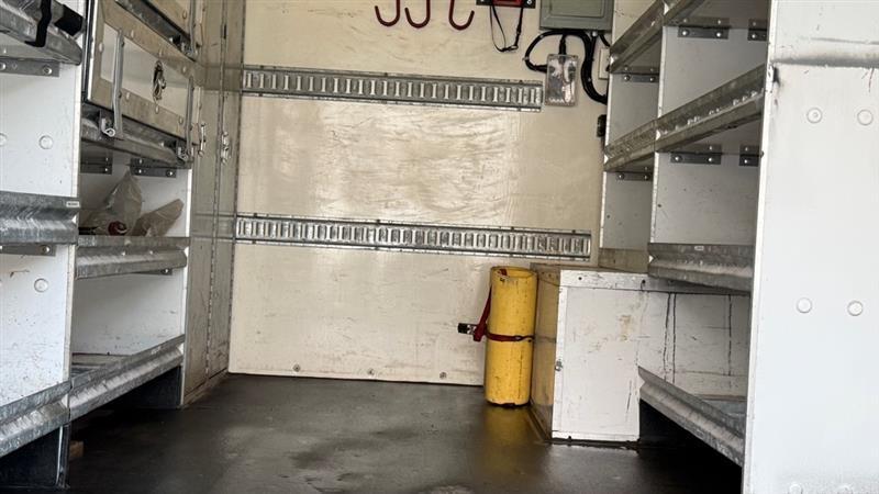 Ford F-450 SD Regular Cab DRW 2WD 2013