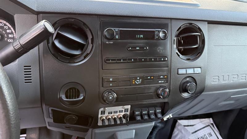 Ford F-450 SD Regular Cab DRW 2WD 2013