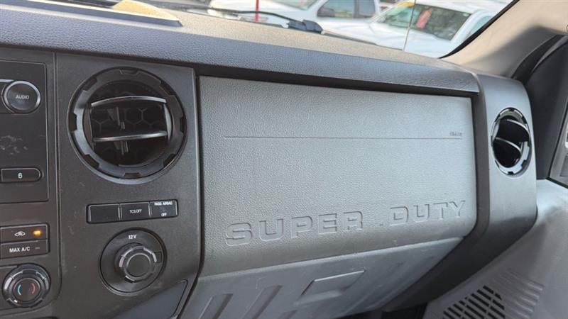 Ford F-450 SD Regular Cab DRW 2WD 2013