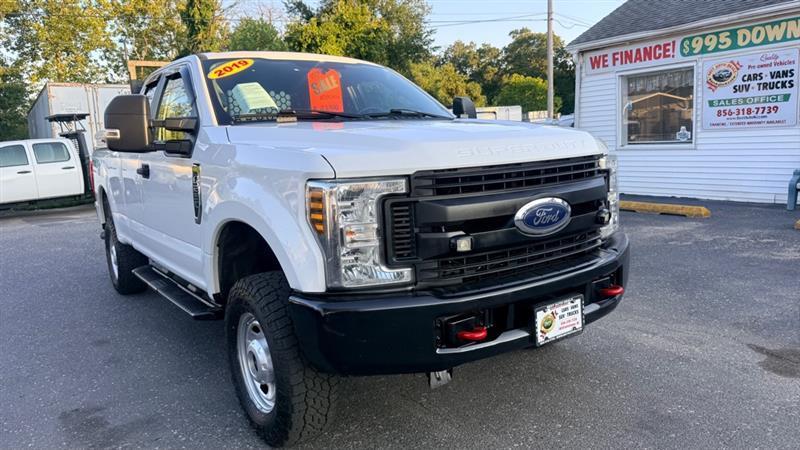 Ford F-250 SD XL SuperCab 4WD 2019