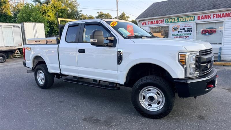 Ford F-250 SD XL SuperCab 4WD 2019