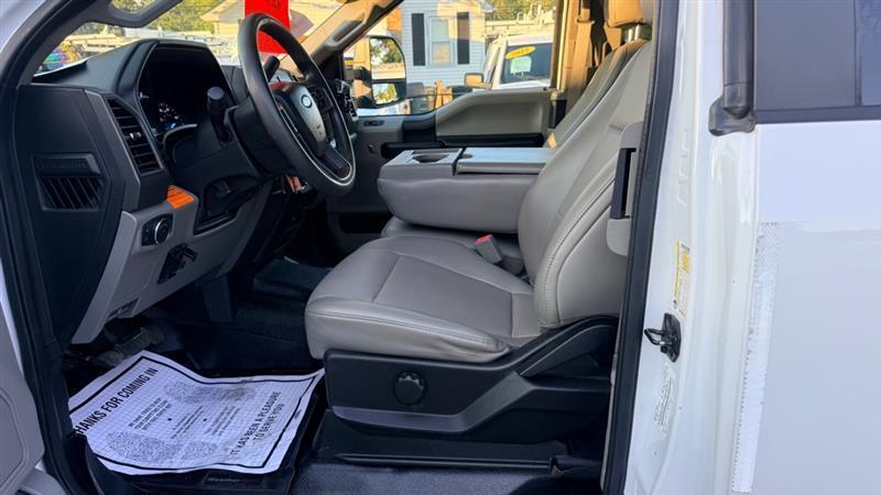 Ford F-250 SD XL SuperCab 4WD 2019