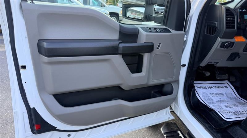 Ford F-250 SD XL SuperCab 4WD 2019