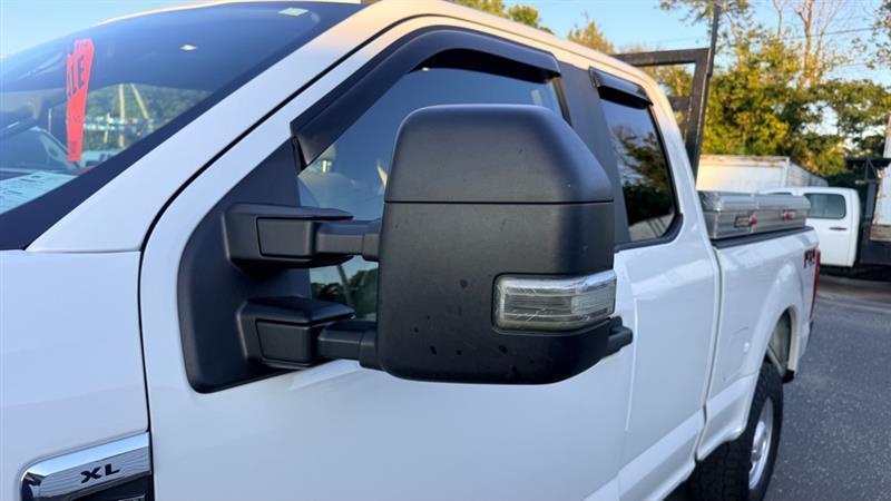 Ford F-250 SD XL SuperCab 4WD 2019
