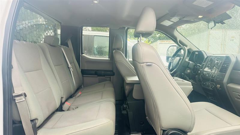 Ford F-250 SD XL SuperCab 4WD 2019
