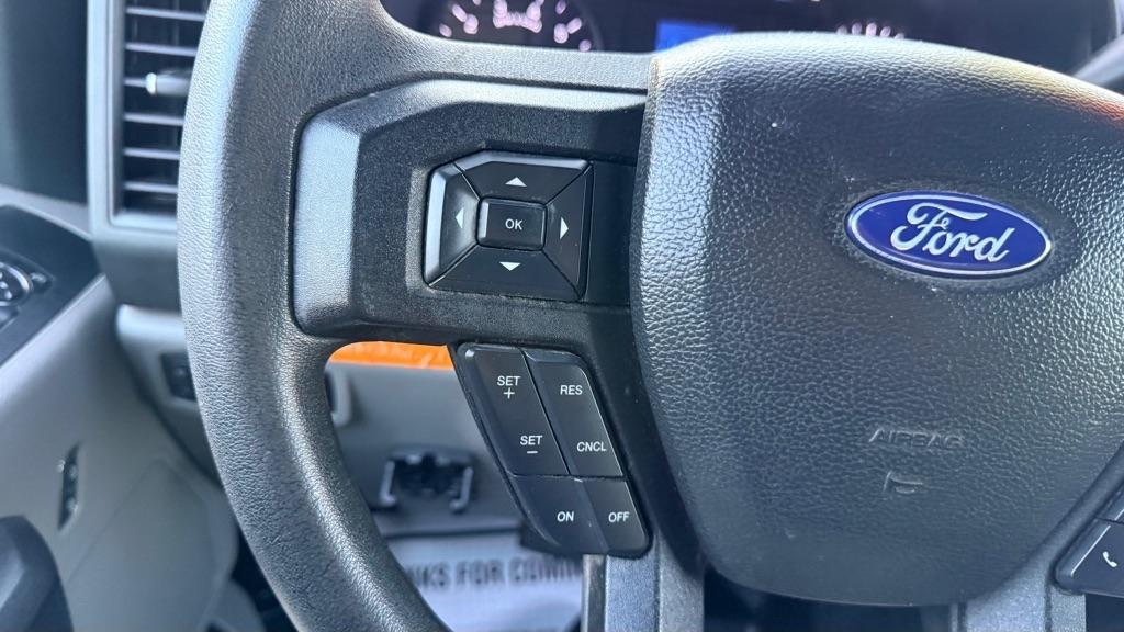 Ford F-250 SD XL 4WD SuperCab 8' Box 2019