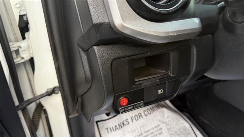 Toyota Tacoma SR5 Access Cab V6 6AT 4WD 2018