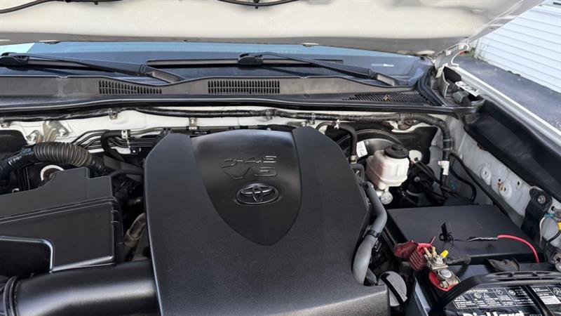Toyota Tacoma SR5 Access Cab V6 6AT 4WD 2018