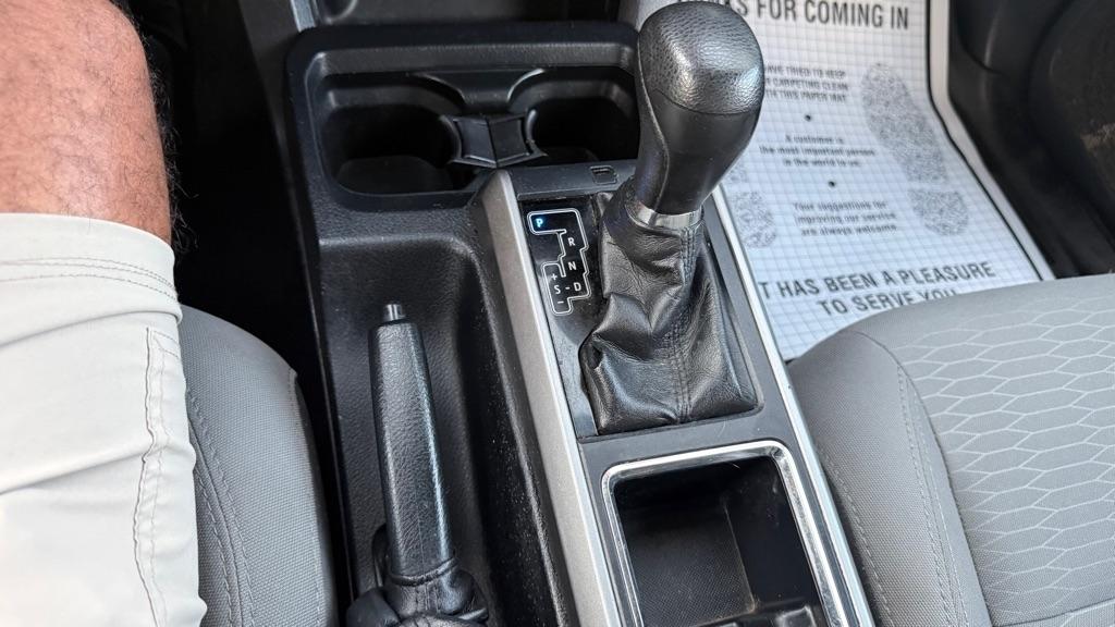 Toyota Tacoma SR5 Access Cab 6' Bed V6 4x4 AT (Natl) 2018