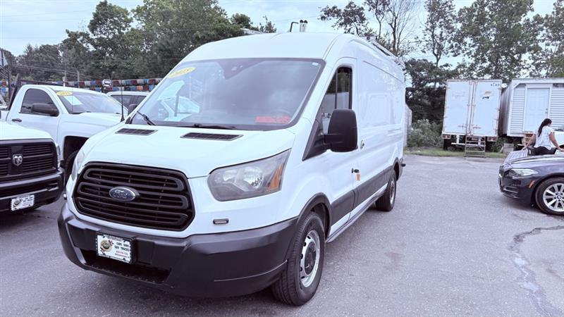 Ford Transit 150 Van Med. Roof w/Sliding Pass. 148-in. WB 2015