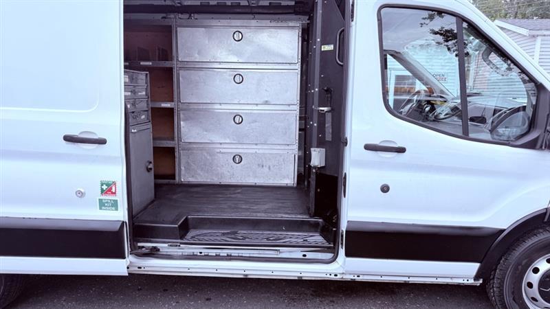 Ford Transit 150 Van Med. Roof w/Sliding Pass. 148-in. WB 2015