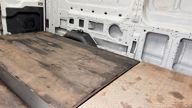 Ford Transit 350 Van Med. Roof w/Sliding Pass. 148-in. WB 2017