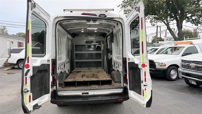 Ford Transit 350 Van Med. Roof w/Sliding Pass. 148-in. WB 2017