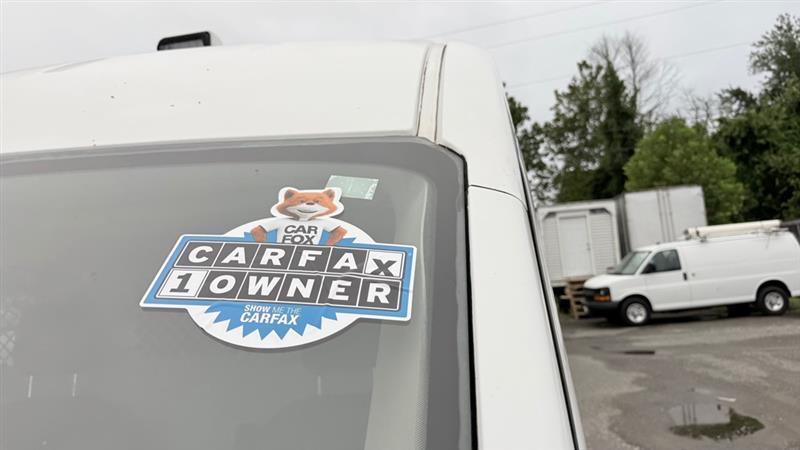 Ford Transit 350 Van Med. Roof w/Sliding Pass. 148-in. WB 2017