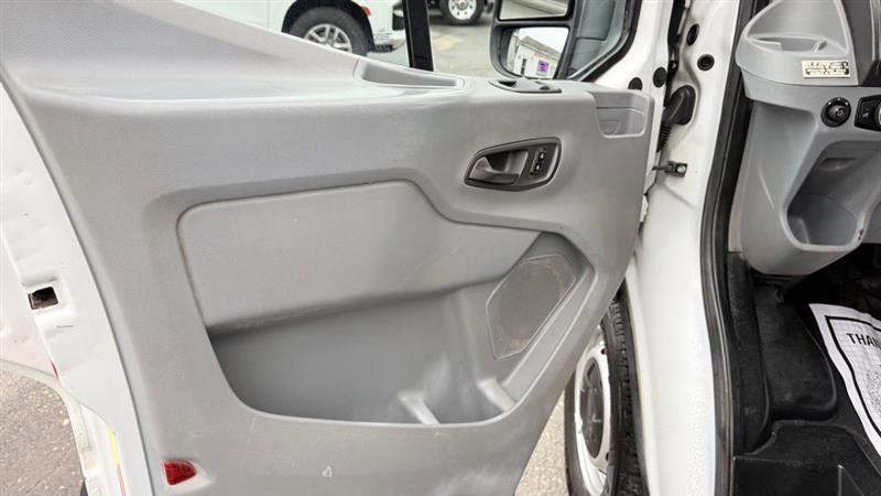 Ford Transit 350 Van Med. Roof w/Sliding Pass. 148-in. WB 2017