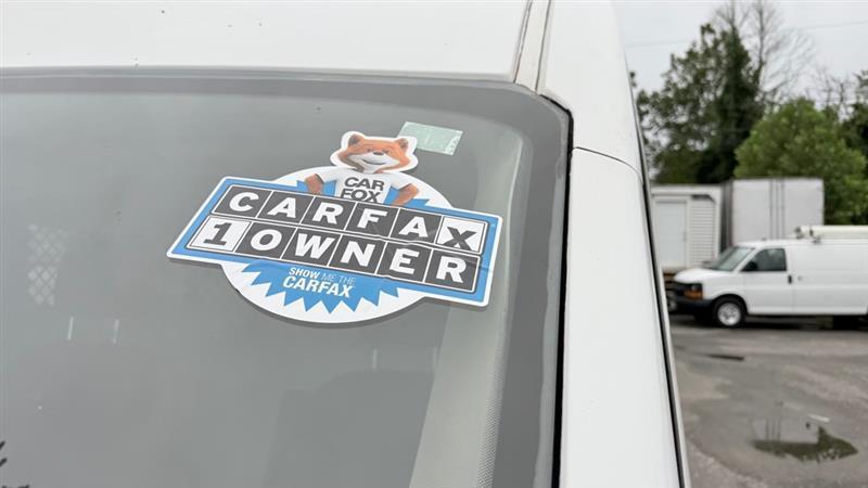 Ford Transit 350 Van Med. Roof w/Sliding Pass. 148-in. WB 2017
