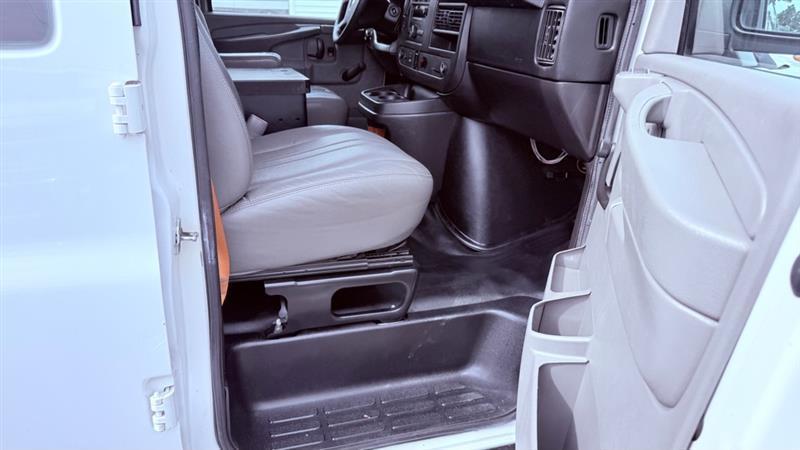 Chevrolet Express 2500 Cargo 2013