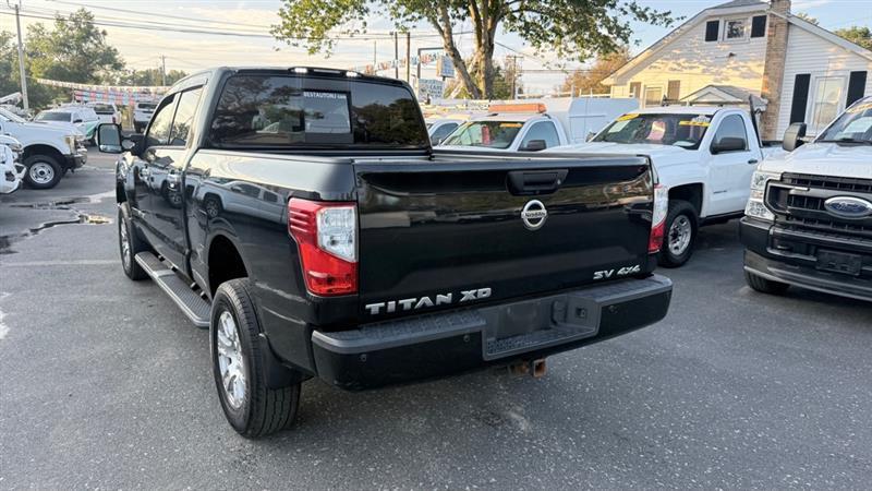 Nissan Titan XD SL Crew Cab 4WD 2019