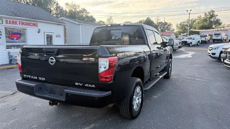 Nissan Titan XD SL Crew Cab 4WD 2019