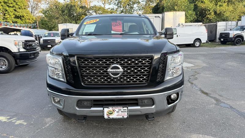 Nissan Titan XD SL Crew Cab 4WD 2019