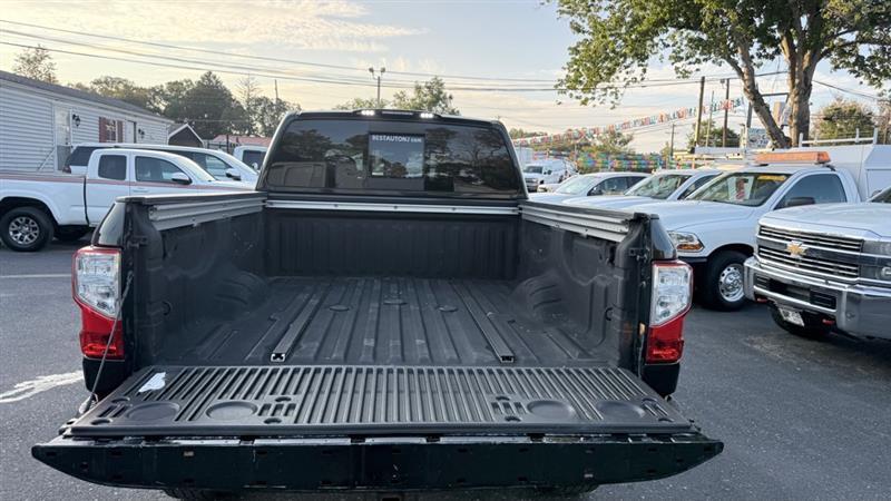 Nissan Titan XD SL Crew Cab 4WD 2019