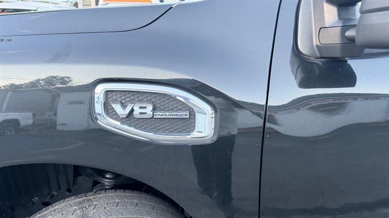 Nissan Titan XD SL Crew Cab 4WD 2019