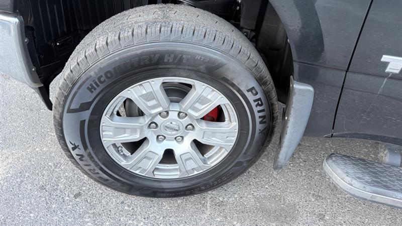 Nissan Titan XD SL Crew Cab 4WD 2019