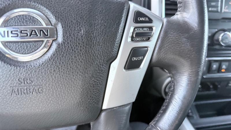 Nissan Titan XD SL Crew Cab 4WD 2019