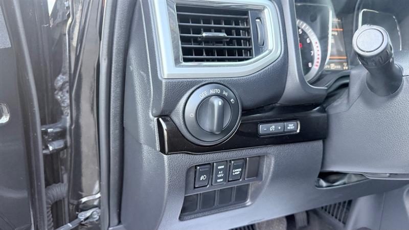 Nissan Titan XD SL Crew Cab 4WD 2019