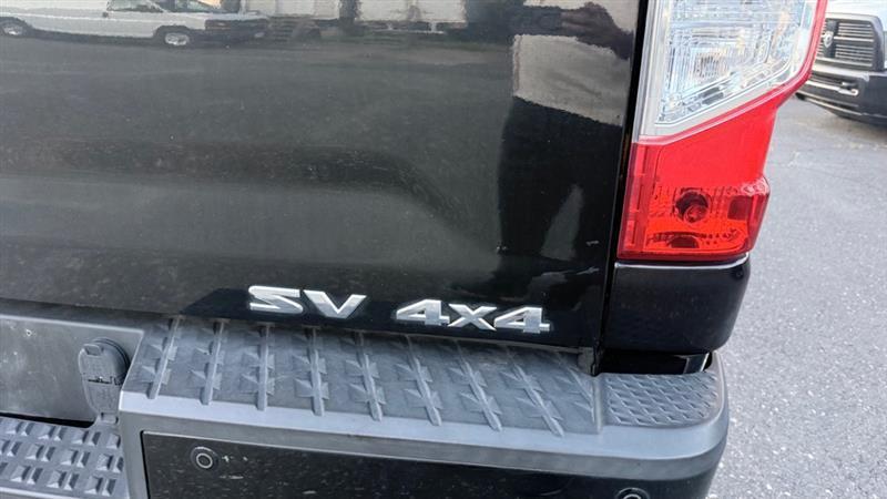 Nissan Titan XD SL Crew Cab 4WD 2019