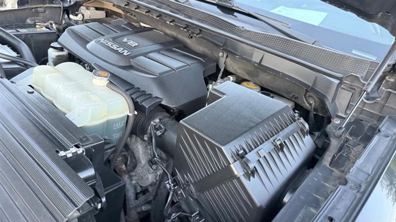 Nissan Titan XD SL Crew Cab 4WD 2019