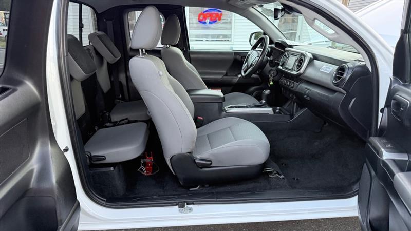 Toyota Tacoma SR5 Access Cab V6 6AT 4WD 2019