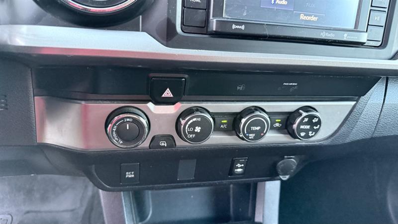 Toyota Tacoma SR5 Access Cab V6 6AT 4WD 2019